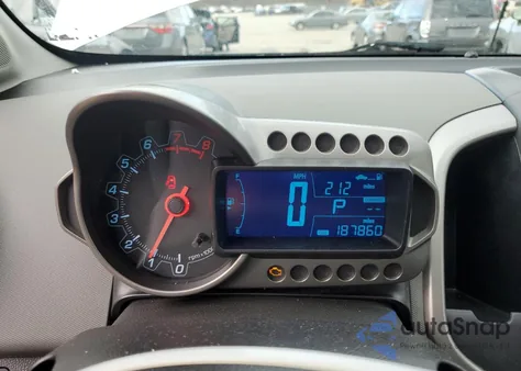 2016 Chevrolet Sonic Lt из США, поврежденный, VIN 1G1JC5SH1G4134345